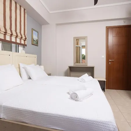 Holiday Villa *